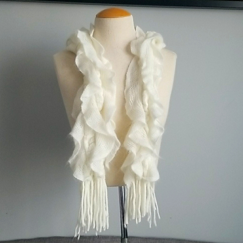 Super soft scarf ☁️